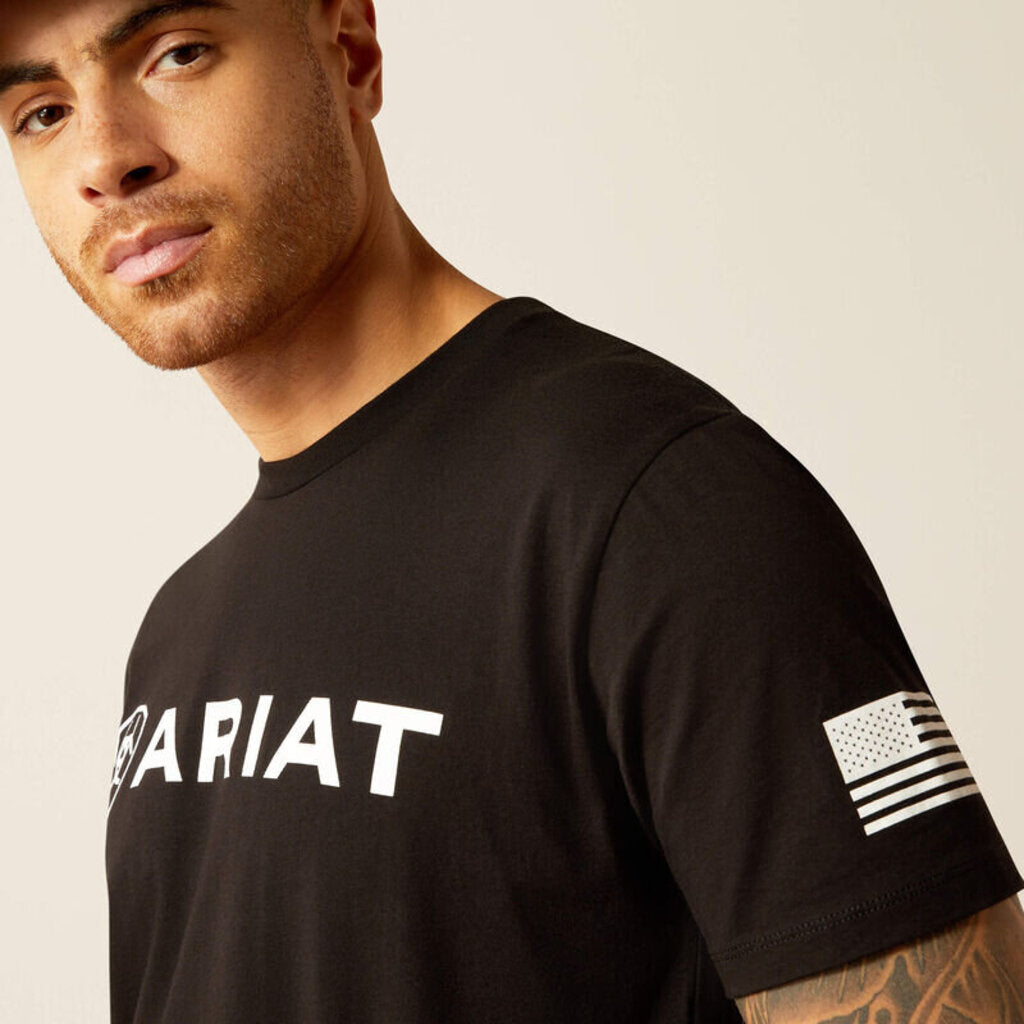 10054197 MEN'S ARIAT SHIELD FLAG SS T-SHIRT