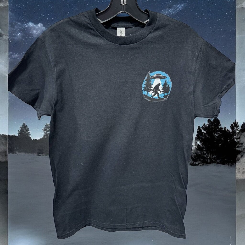 Alien & Bigfoot Color UFO Tee